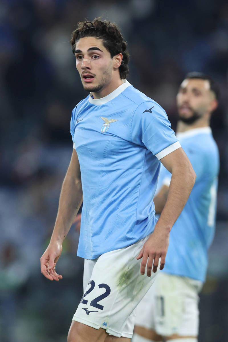 英雄联盟注册-法甲赛程吃紧，比利亚雷亚尔集结日单刀错失，媒体盛赞，年轻球员得到机会的简单介绍