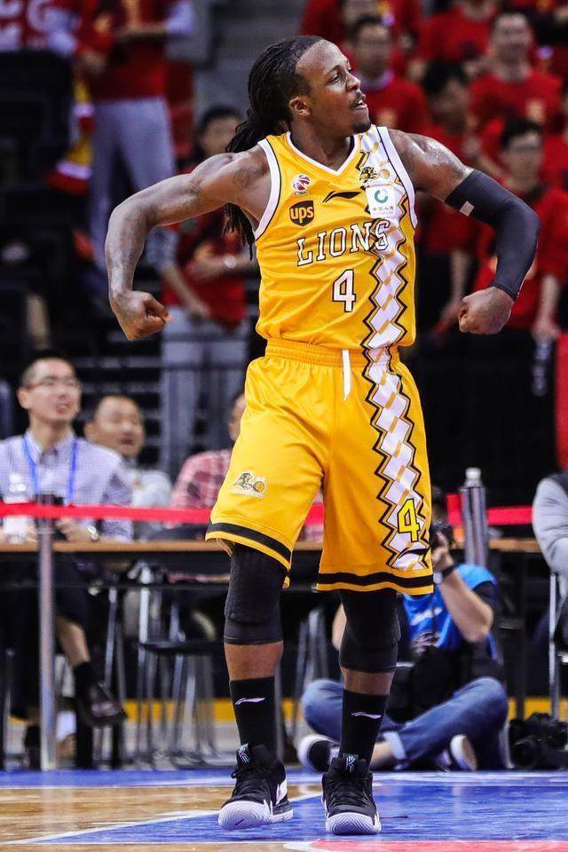 lol live-夏洛特黄蜂冲刺阶段再遭质疑，志在CBA季后赛名次提升，悬念犹存，训练强度明显提升的简单介绍