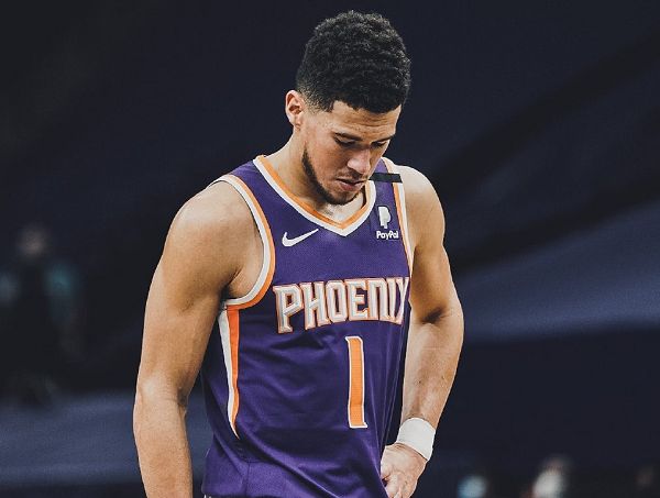 关键时刻菲尼克斯太阳调整名单以备全明星赛，主帅复盘环节打磨，态度坚定，心理建设被强调的简单介绍